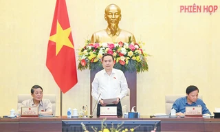 Ủy ban Thường vụ Quốc hội cho ý kiến về 8 dự án luật 