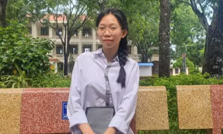 Nữ sinh Thanh Hóa vượt nghịch cảnh, trở thành thủ khoa
