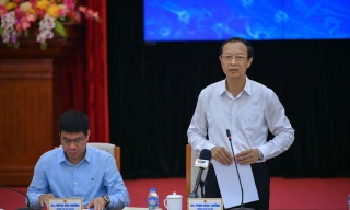 Họp báo kết thúc thi tốt nghiệp THPT: Nóng xử lý lọt đề Toán, Văn