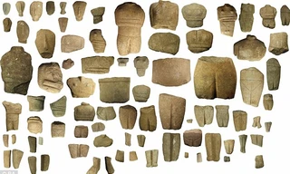 Bộ sưu tập đồ bằng đá cẩm thạch thuộc thời kỳ đồ đồng