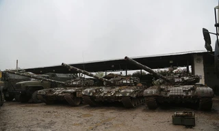 Azerbaijan khoe các chiến lợi phẩm thu được sau 10 ngày giao tranh với Armenia