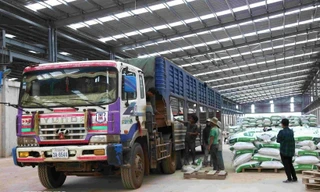 THẾ GIỚI 24H: Campuchia cảnh báo đóng cửa biên giới, dừng nhập khẩu rau củ quả từ Thái Lan