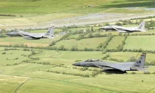 Cứu hộ khẩn cấp tiêm kích F-15 của Mỹ rơi xuống biển Bắc