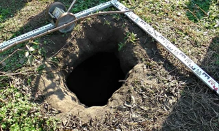 hungary phat hien 2 duong ham cua nguoi di cu vao chau au hinh 1 Một trong hai đường hầm bị phát hiện trên biên giới Hungary-Serbia. Ảnh:police.hu