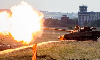 ‘Xe tăng bay’ T-80BV gia nhập Hạm đội Thái Bình Dương của Nga