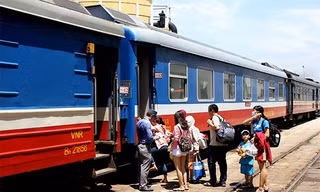 Bán vé tàu Tết sớm, đường sắt 'nói không' với ghế phụ