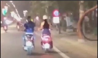 Truy tìm kẻ biến thái đi xe SH sàm sỡ cô gái trẻ giữa đường