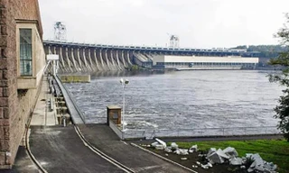 DnieproGes là nhà máy thủy điện lâu đời nhất trên sông Dnepr. Ảnh: Sputnik