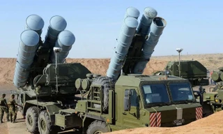 Hệ thống phòng không S-400 do Nga sản xuất.