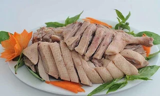 Thịt vịt ngon bổ nhưng ăn sai cách có thể gây ngộ độc nặng, bạn nên biết để tránh