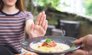 Nhịn ăn, bỏ bữa có thể khiến cơ thể suy kiệt, mắc 'tỷ bệnh nguy hiểm'