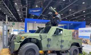 Humvee NXT 360 gắn tên lửa Javelin