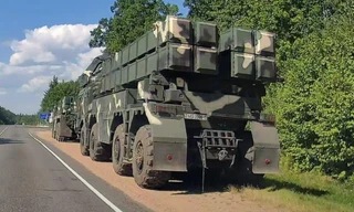 Hệ thống tên lửa phóng nhiều lần (MLRS) Polonez.
