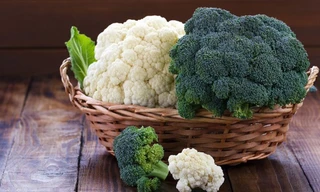 Loại rau nhiều dinh dưỡng, tốt hơn cả sữa, nhưng một số người nên 'tránh xa'