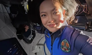 Nữ phi hành gia mang 169 hạt sen vào không gian và nói 'xin chào Việt Nam'