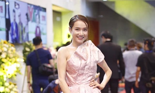 Nhã Phương giảm 15 kg sau sinh, được Trường Giang luôn bên cạnh hỗ trợ