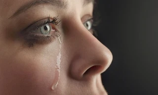 Những lợi ích bất ngờ của việc khóc có thể bạn chưa biết