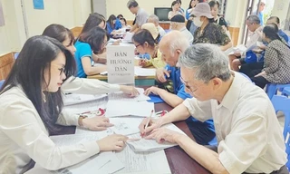 Chưa có tài khoản ATM, nhận lương hưu, trợ cấp thế nào?