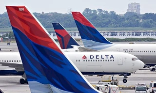 Nhiều khách thủng màng nhĩ, chảy máu mũi trên máy bay Delta Airlines