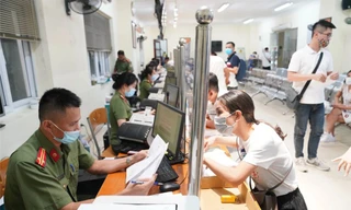 Doanh nhân ngơ ngác khi bị cấm xuất cảnh do nợ thuế vài trăm nghìn