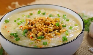 Ăn cháo ấm bụng nhưng những người này cần đặc biệt lưu ý khi ăn