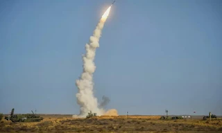 Tổng thống Putin hé lộ hệ thống phòng không S-500 sắp hoàn thành