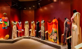 Tưng bừng Ngày hội di sản tại bảo tàng Áo dài