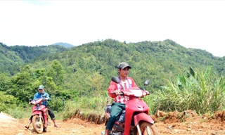 Đề xuất điều chỉnh cấp bằng lái xe cho người dân tộc thiểu số không biết đọc 