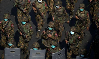 Binh sĩ thuộc quân đội Myanmar. Ảnh: Reuters