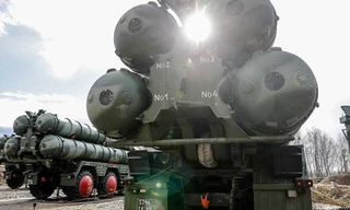 Hệ thống tên lửa phòng không S-400