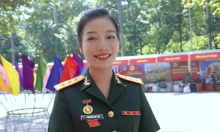 Bóng hồng áo lính ‘hai đảm’