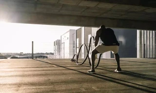 Xôn xao công ty chi tiền thưởng cho nhân viên… giảm cân