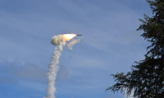 Ấn Độ khai hỏa hàng loạt tên lửa siêu thanh BrahMos 
