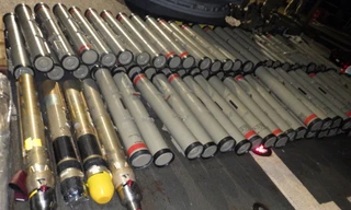 Hải quân Mỹ đột kích thu giữ 150 tên lửa chống tăng trên biển Ả Rập