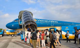 Bắt đầu bán vé máy bay Tết 