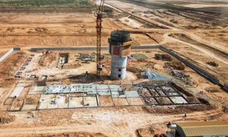 Cận cảnh thi công đài kiểm soát không lưu sân bay Long Thành những ngày giáp Tết