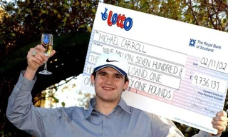 Tấn bi kịch của chàng công nhân quét rác bất ngờ trúng số độc đắc