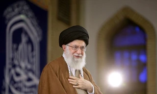 Lệnh trừng phạt mới của Mỹ nhằm ngăn lãnh tụ tối cao Khamenei tiếp cận các nguồn tài chính. Ảnh: Reuters 