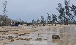 Huy động thiết bị bay không người lái hỗ trợ khảo sát, ứng phó mưa lũ ở Trung Bộ