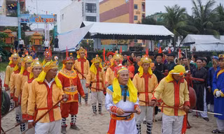 Lễ hội Cầu Ngư của người dân Đà Nẵng. Ảnh: Lao động