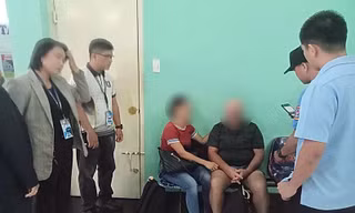 Khách nam bị bắt tại sân bay vì nói đùa có bom trong hành lý