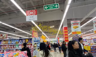 Nhiều trung tâm thương mại, khu vui chơi giải trí mở cửa 