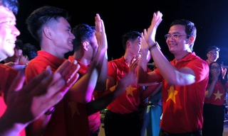 Nhiều tiết mục giao lưu văn nghệ diễn ra trong Hành trình Tuổi trẻ vì biển đảo quê hương năm 2019