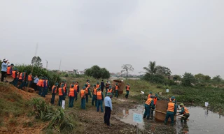 Bảo vệ an toàn cho hệ thống đê là nhiệm vụ rất quan trọng 