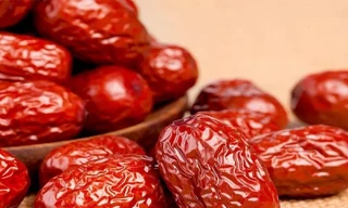 Ngày ăn 3 quả táo đỏ ‘trẻ mãi không già’, nhưng khi ăn phải nhớ kỹ điều này