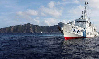 Tàu tuần tra của Nhật Bản. (Ảnh: Reuters)