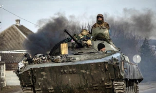 THẾ GIỚI 24H: Trận chiến Donbass đã bắt đầu