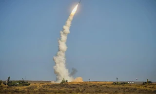 Hé lộ khách hàng đầu tiên sở hữu ‘rồng lửa’ S-500 của Nga