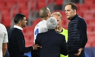 HLV Chelsea bị tố xúc phạm đồng nghiệp, suýt tẩn nhau với cầu thủ