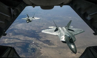 Tiêm kích F-22 của Mỹ hoạt động ở Trung Đông. Ảnh: AFP.